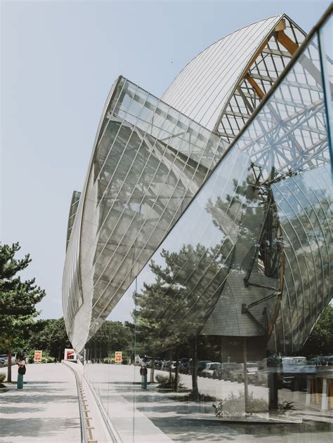 shuttle bus fondation louis vuitton|fondation louis vuitton tickets.